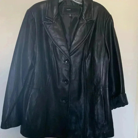 Avanti Black Leather Coat with Pockets - Picture 1 of 8